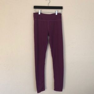 Fabletics Salar solid leggings size M